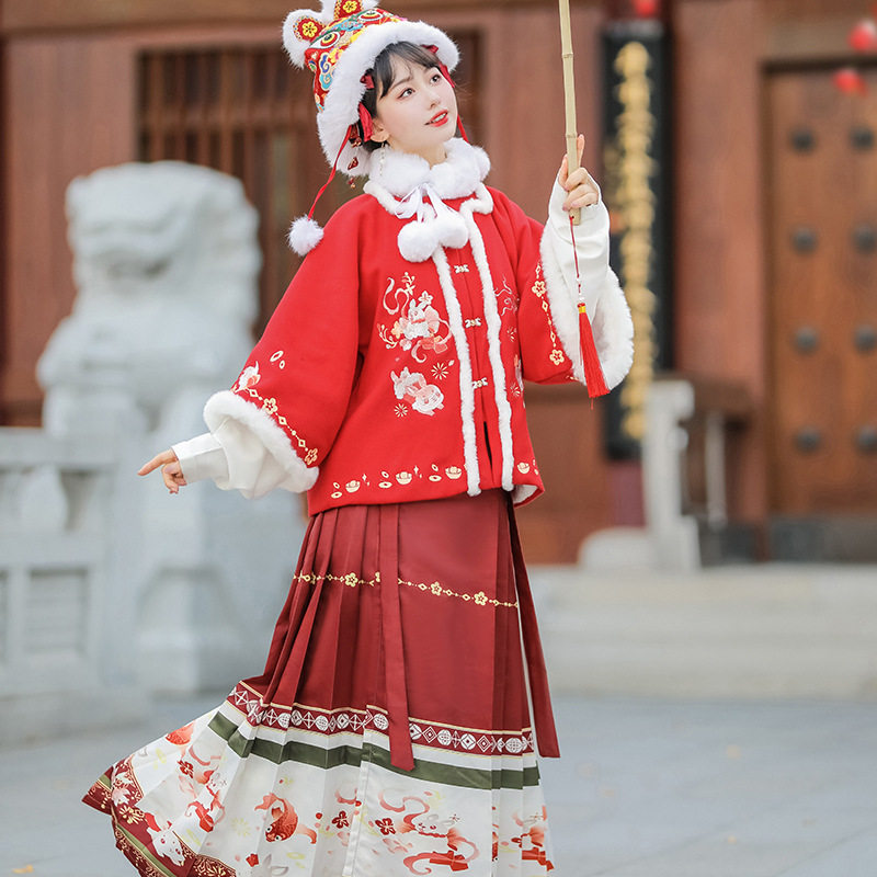 2022新款汉服女明制马面裙加绒加厚古风日常改良汉元素秋冬季