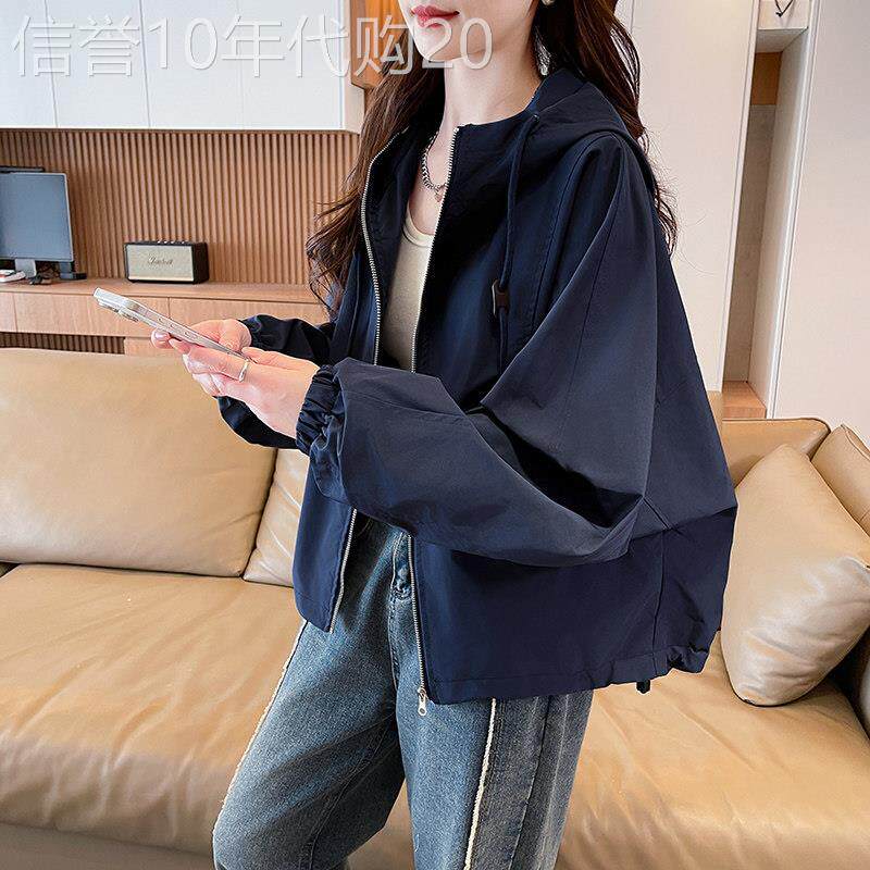 简约连帽短外套女宽松拉链夹克小个子防风高级感早秋女装