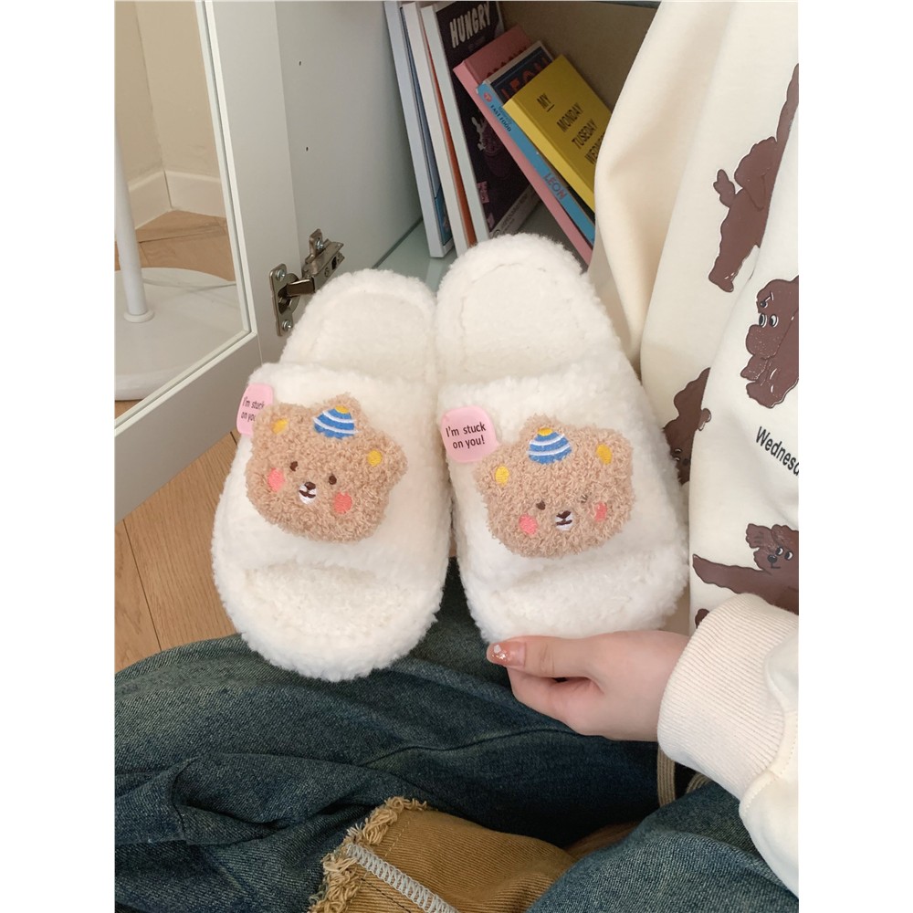 潮毛绒公仔字母牌少女心鞋子配饰软萌可爱生日帽小熊别针鞋扣ins