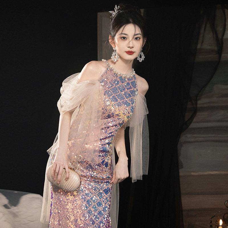 晚礼服女2025新款主持人宴年会气质轻奢小众亮闪收腰鱼尾连衣裙图片