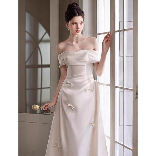 轻婚纱小礼服新娘2025新款法式缎面简约一字肩订婚礼服裙轻奢小众