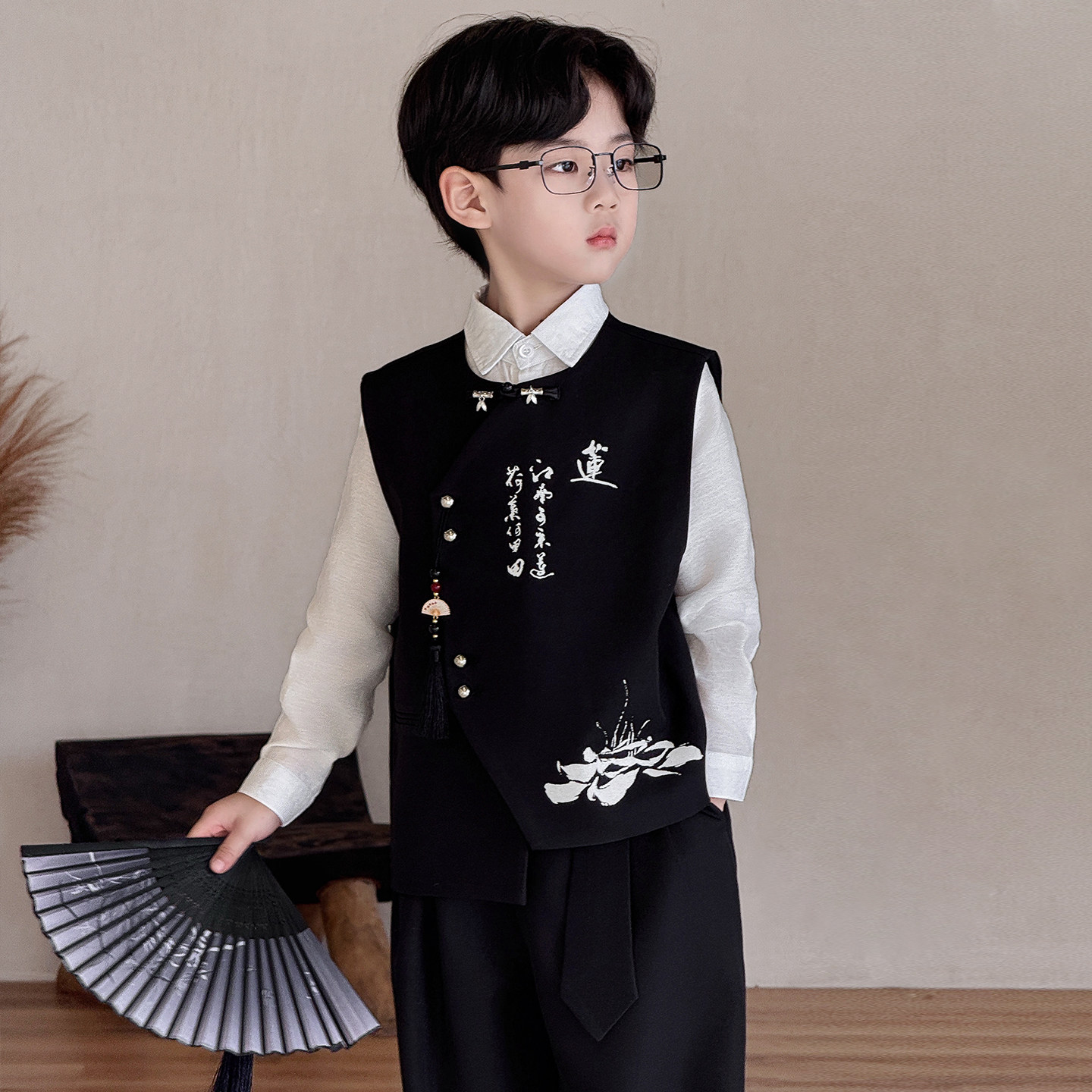 儿童礼服新中式小主持人西服2026新款国风帅气男孩花童朗诵演出服