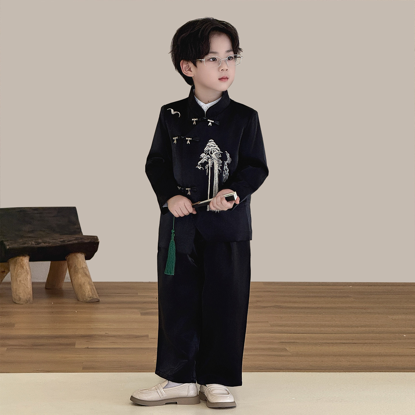 男童新中式国风小西装2025春秋新款中山装两件套帅气黑色立领西服