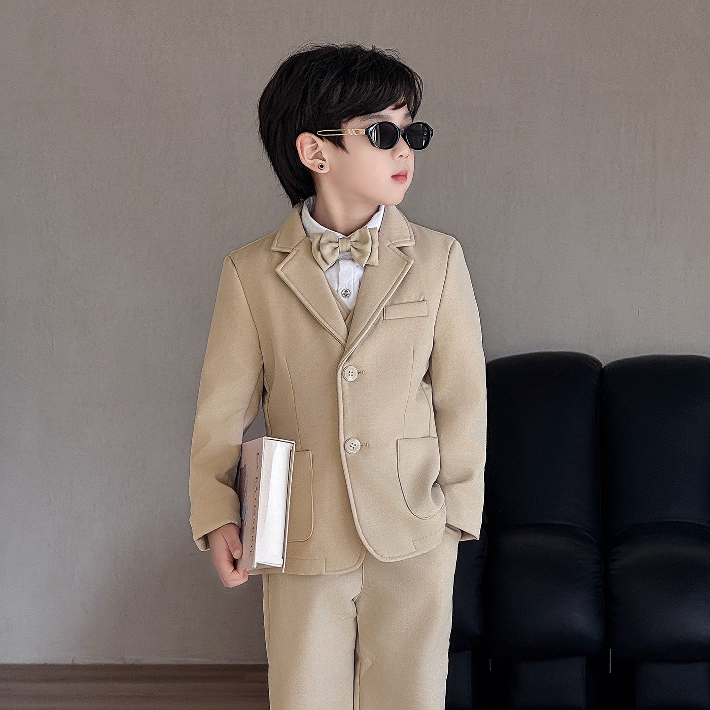 男童礼服秋冬加绒小主持人花童西服高端男孩英伦风钢琴演出服套装