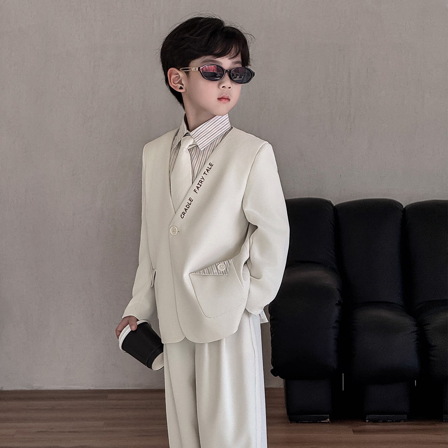 男童休闲西服套装2026新款儿童生日礼服高级感男孩主持人花童演出