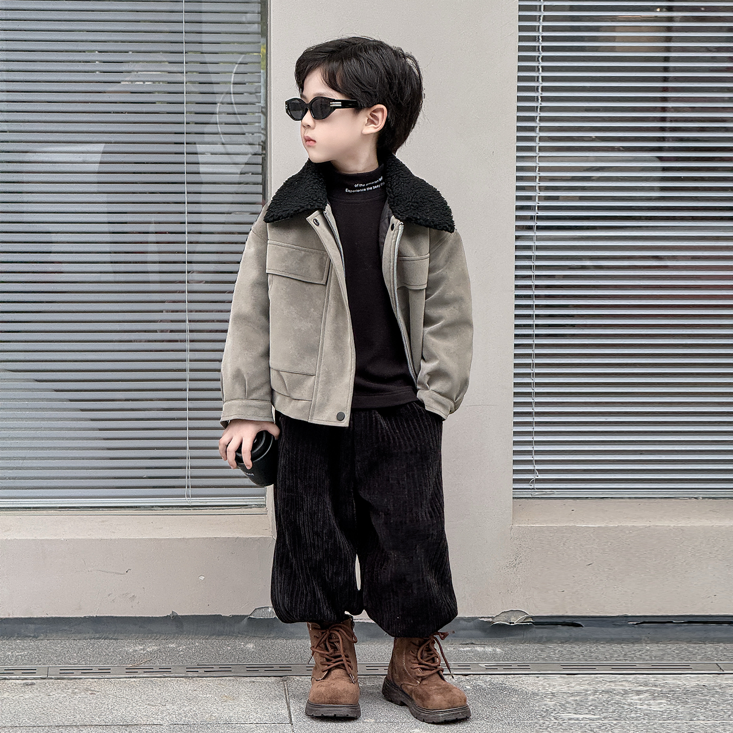 儿童秋冬套装2025新款帅气夹棉加厚毛领夹克上衣男孩冬季痞帅外套