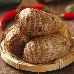 现挖芋头山东新鲜芋头小芋头农家香芋软糯山东牛奶芋宝宝辅食10斤