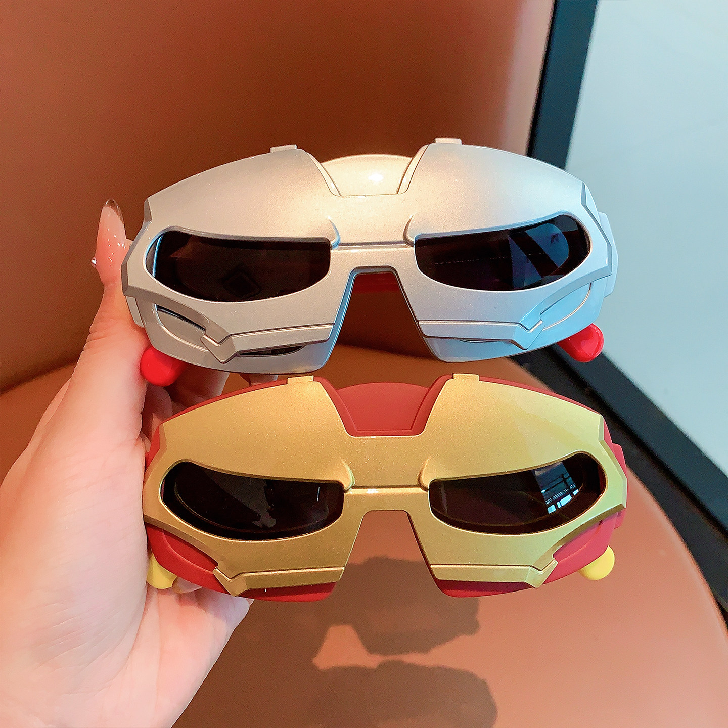 儿童钢铁侠太阳镜2026新款酷炫造型防紫外线墨镜男款宝宝潮流眼镜