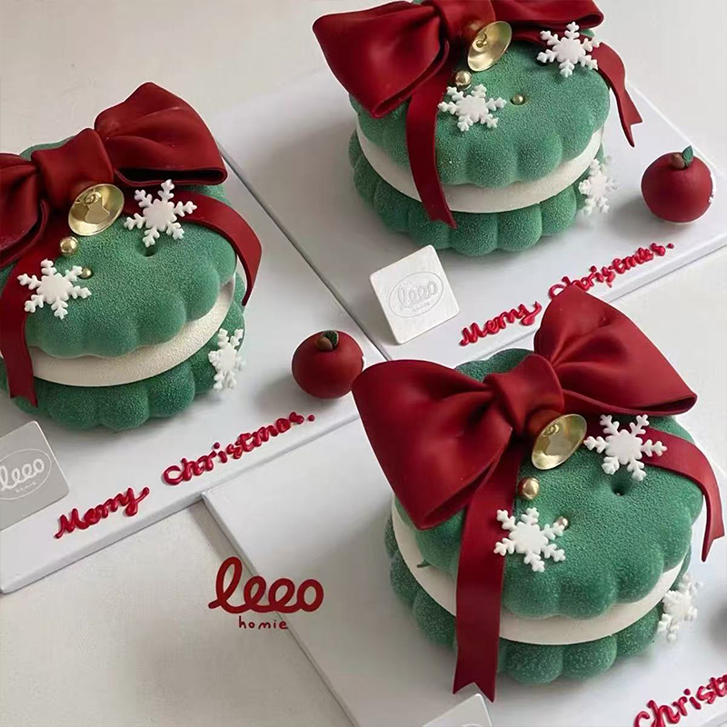 2025圣诞节emoji夹心饼干慕斯蛋糕翻糖蝴蝶结雪花氛围感甜品装扮