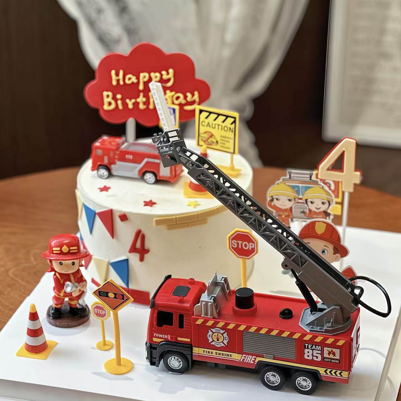 儿童男孩生日蛋糕装饰消防车摆件消防员路障救火英雄烘焙装扮插件,节庆用品/礼品,蛋糕/烘焙装饰用品,淘宝优惠券,粉丝福利购,淘宝优惠卷