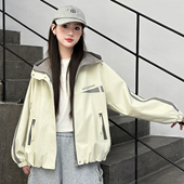 洋气初高中学生上衣女童春季 儿童装 冲锋衣 2026新款 女大童外套春装