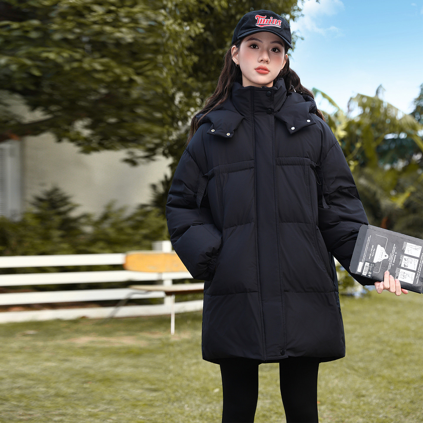 初中学生羽绒服冬款2026新款儿童洋气女童12加厚15岁大童长款外套