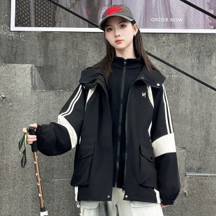 女童春秋款外套2026新款儿童洋气初中学生大童三合一可拆卸冲锋衣