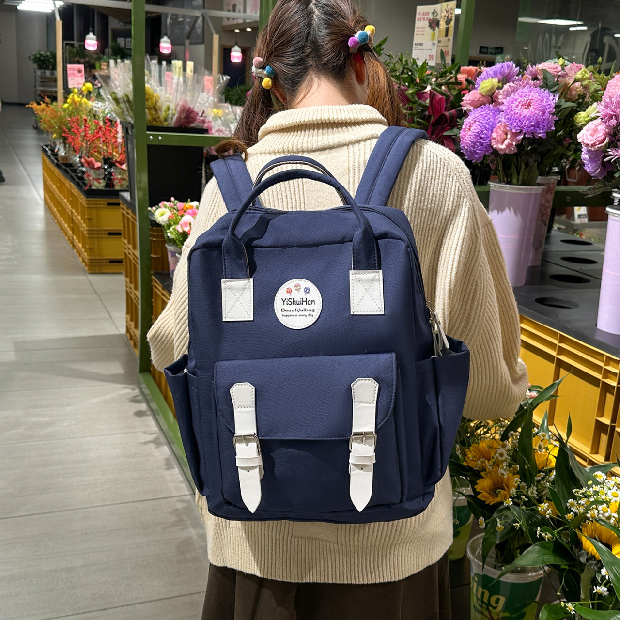 淘小奇可爱双肩背包女士大容量电脑包纯色简约大容量减负护脊书包