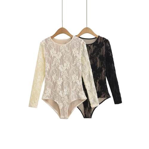 Double layer embossed lace round neck long sleeved