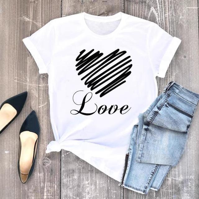 Women's shirt with heart-shaped letter card shirt