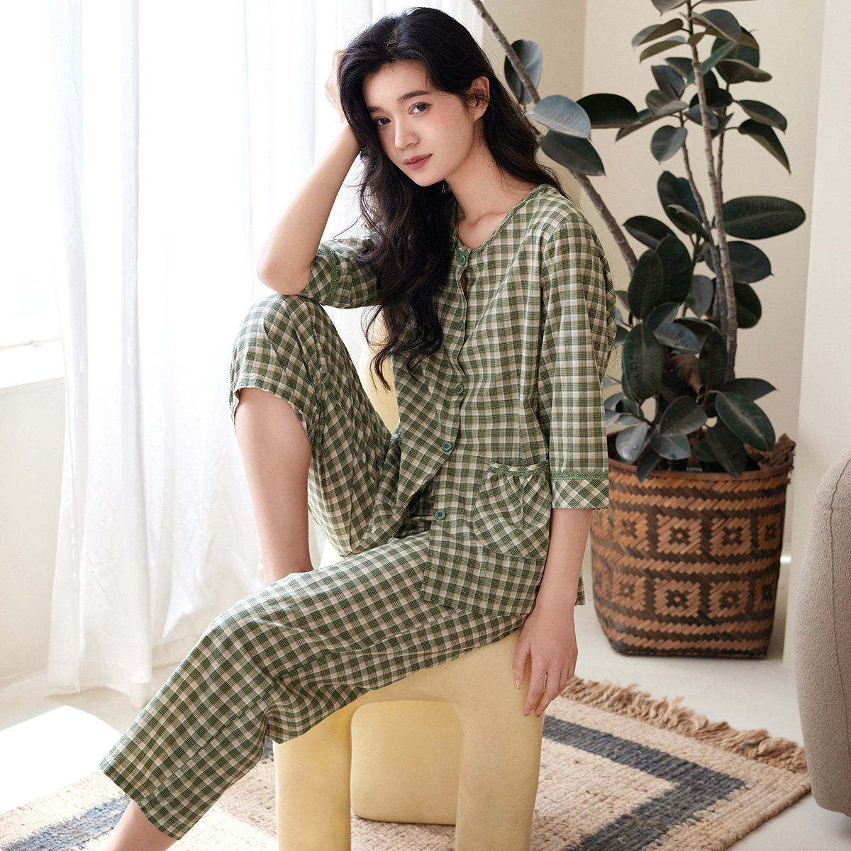 秋鹿柔软纯棉睡衣女款春夏季七分袖长裤圆领格纹家居服可外穿套装