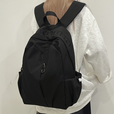 休闲简约风双肩包男女通用