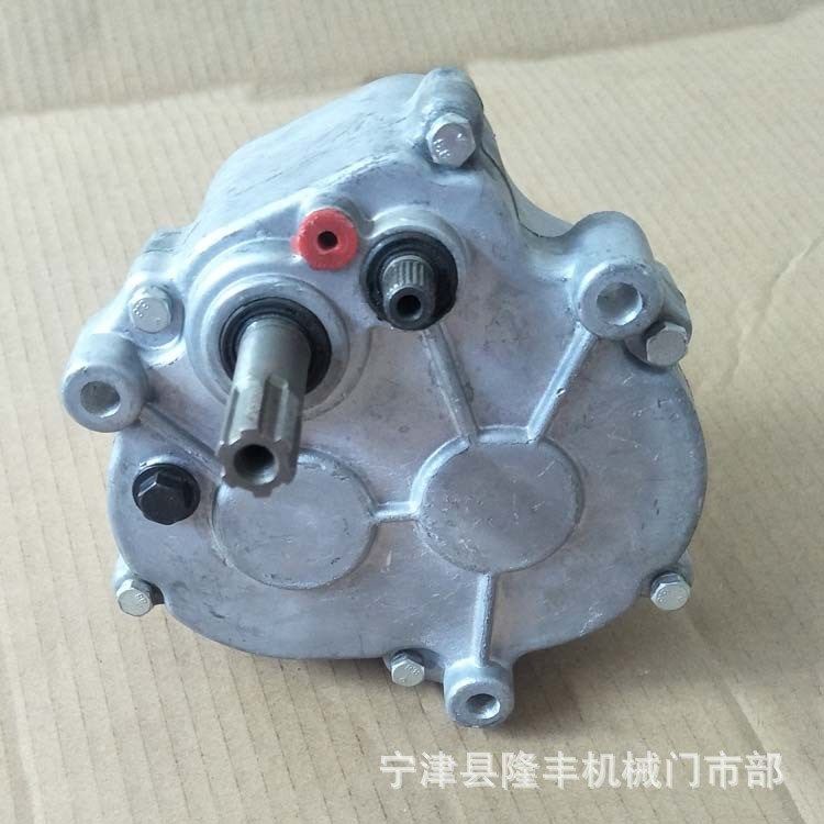廠家直銷果園自走式打藥車變速機 鋁制小型農機打藥機變速齒輪箱在類目 五金/工具, 機械五金, 傳動件, 齒輪箱中 - 來自Buy2taobao.com提供專業的淘寶代購服務