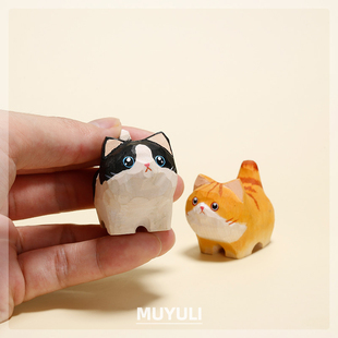 手工木雕小猫咪摆件软萌奶牛猫可爱情侣一对电脑桌面装饰生日礼物