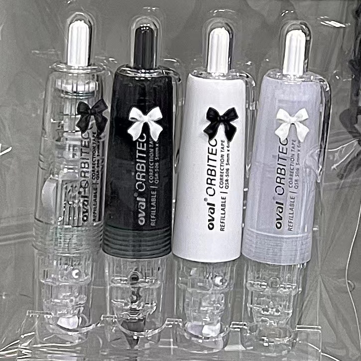 欧文黑白蝴蝶结款修正带