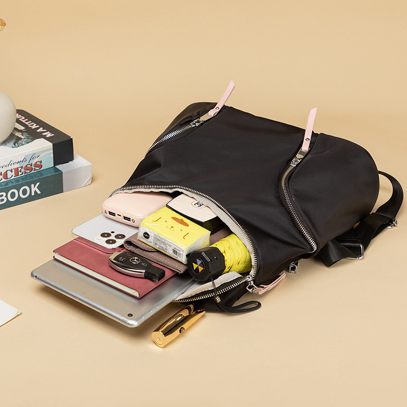 2026新款女包休闲纯色双肩包百搭牛津布软面背包简约女士旅行书包