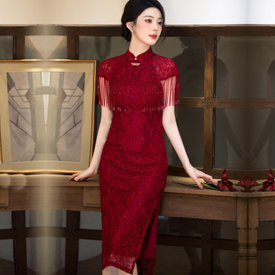 时尚改良新中式蕾丝带披肩旗袍2025秋冬季新款女士显瘦连衣裙红色