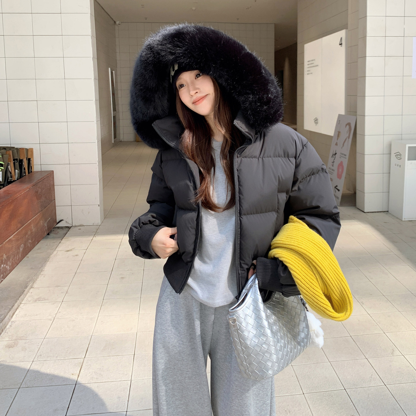 短款肯豆风90白鸭绒羽绒服女2026年新款小个子大毛领加厚冬季外套