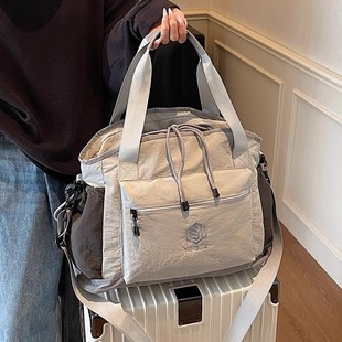 健身包女生高级感大容量运动登记专用可上飞机行李包男短途旅行包