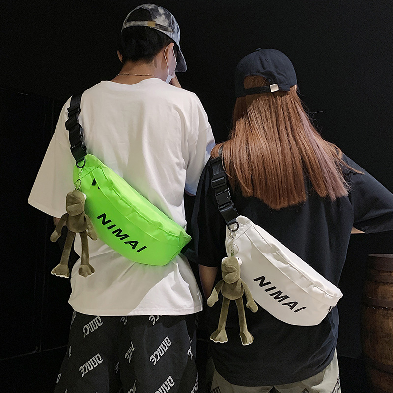 斜挎包男潮牌ins休闲运动小背包女男士胸包单肩包学生腰包斜跨包