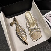 外穿精致高级感W凉拖大码 水钻法式 女 女2024新款 夏季 时装 露趾凉鞋