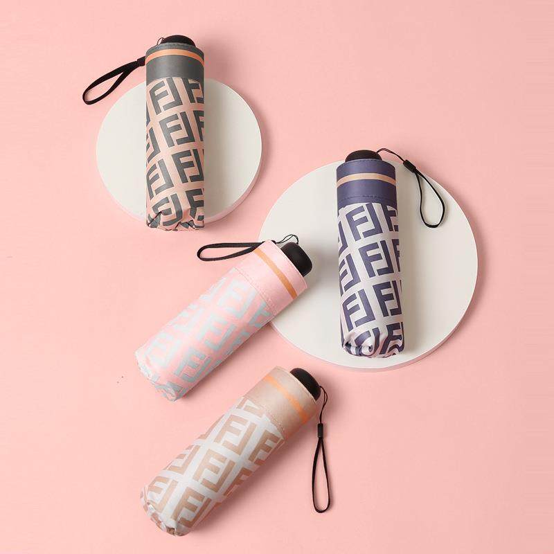 新款直销黑胶迷你折叠太阳伞超轻便携遮阳伞晴雨伞口袋伞轻量防晒