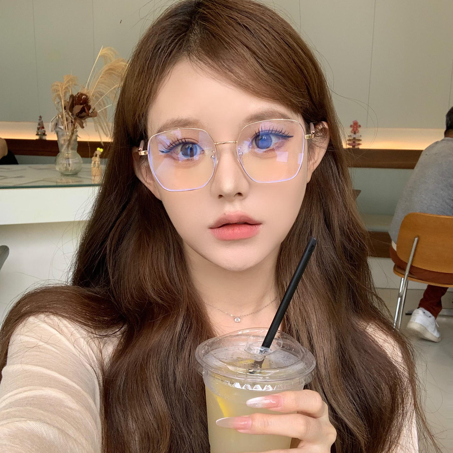 防蓝光奶茶色素颜眼镜女大框显瘦