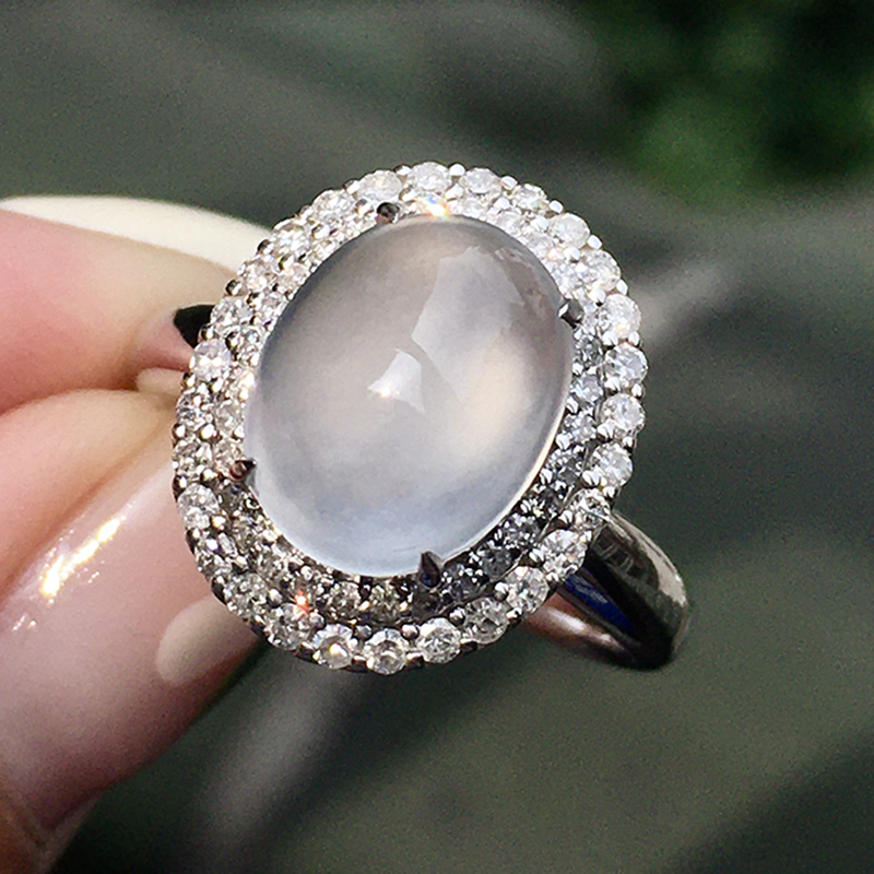 七小匠天然缅甸老坑a货翡翠冰种白冰底色蛋面18k金镶嵌翡翠戒指女