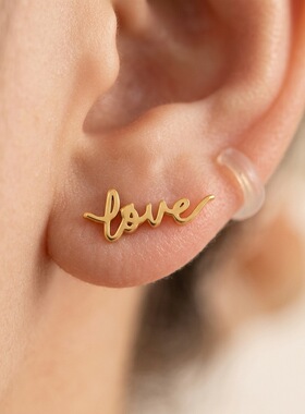 欧美风LOVE字母不锈钢耳钉