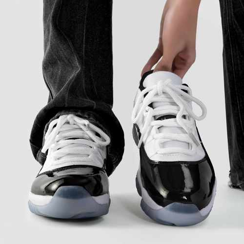 aj11康扣正品休闲鞋男2025春季新款低帮慢跑减震透气厚底运动鞋