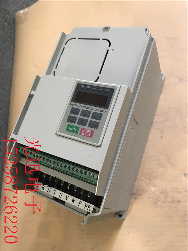 hlp-c110海利普变频器hlp-c11003d743p20测试包好 3.7kw 380v质保