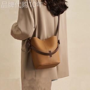 法国ZAMP今年流行女包2026新款菜篮子水桶包高级感单肩斜挎手提包