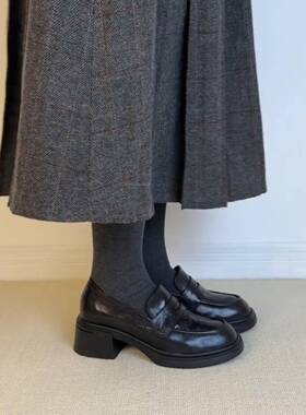 香港覆古粗跟乐福鞋女2025秋冬新款真皮一脚蹬单鞋通勤懒人小皮鞋