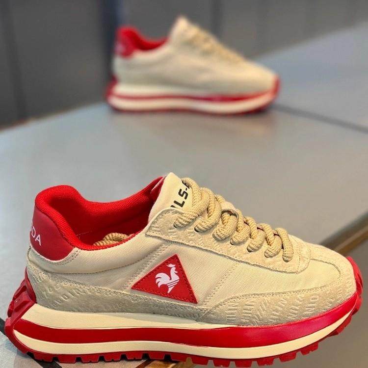 潮牌男鞋秋季2025新款轻奢高级感阿甘运动潮鞋休闲防滑增高老爹鞋