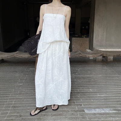 MAR     初打十三行夏季松弛纯棉重工刺绣通勤A字半身裙女BQA5147