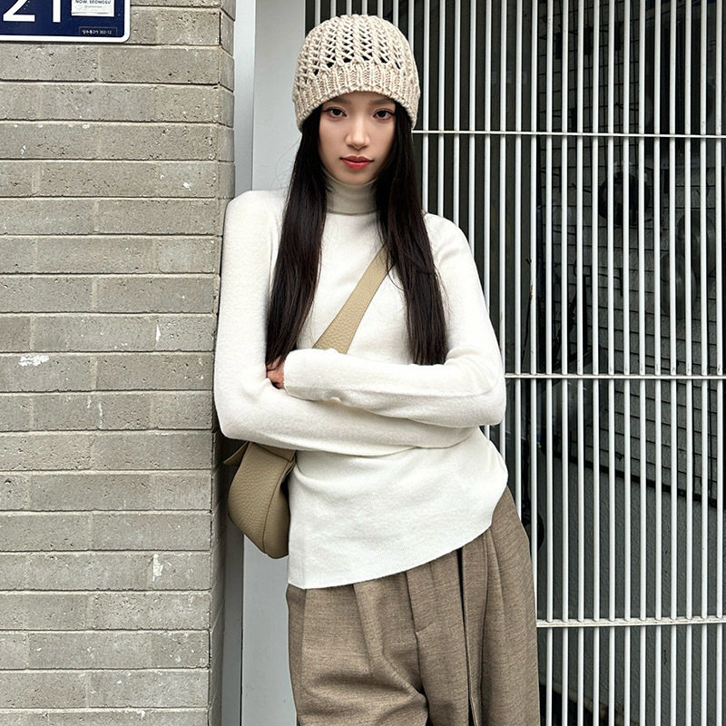 ELSISSI高领弹力舒适纯色针织衫女2025秋冬慵懒上衣内搭打底毛衣