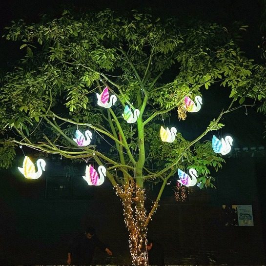 LED节日灯挂件天鹅灯220V街道景观装饰灯天鹅装饰节日灯