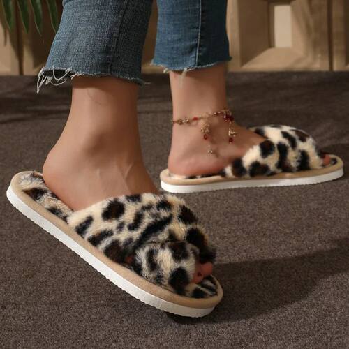Fashion Leopard Print Fluffy Slippers Women Light Faux Fur W
