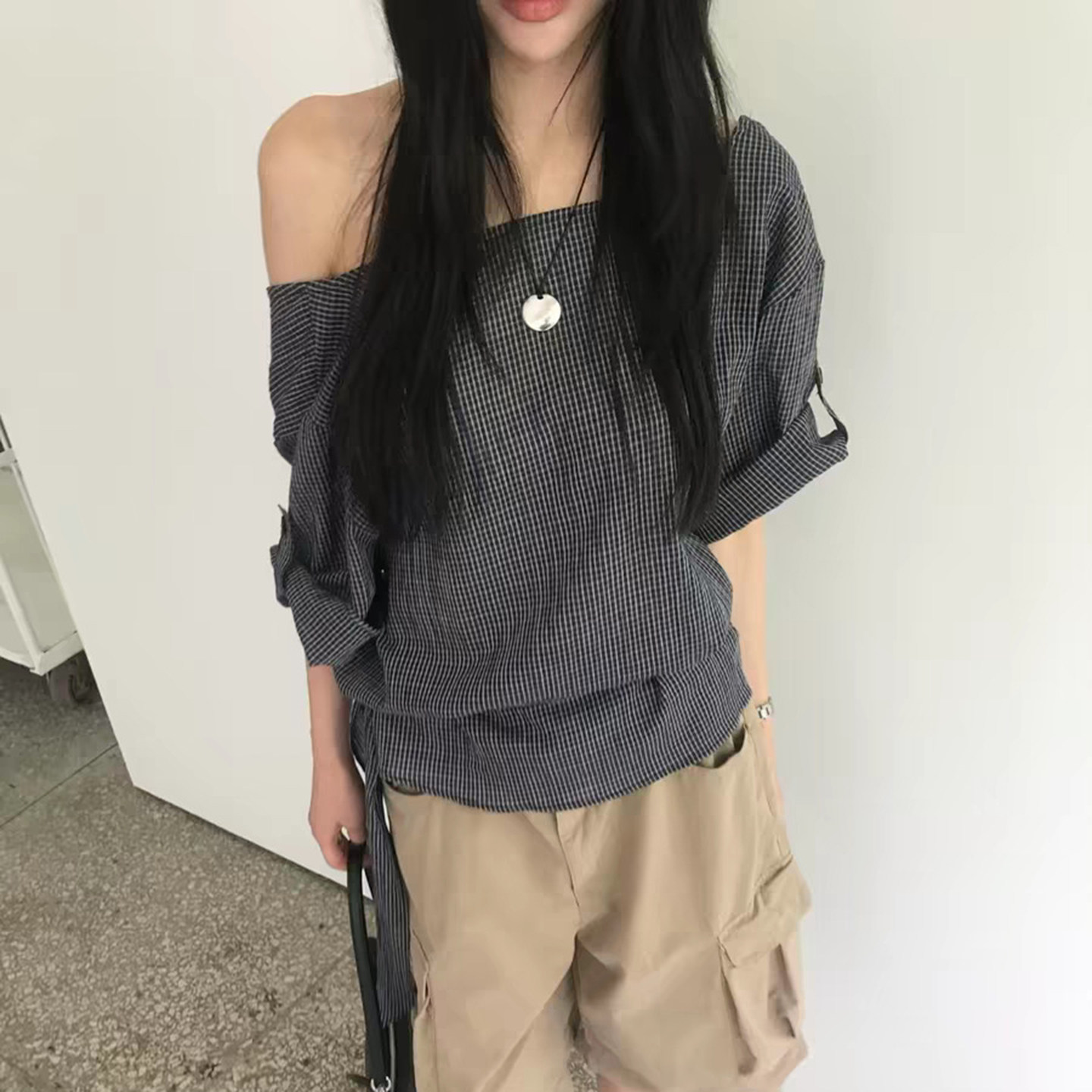 韩国pado露背斜肩格子短袖衬衫女