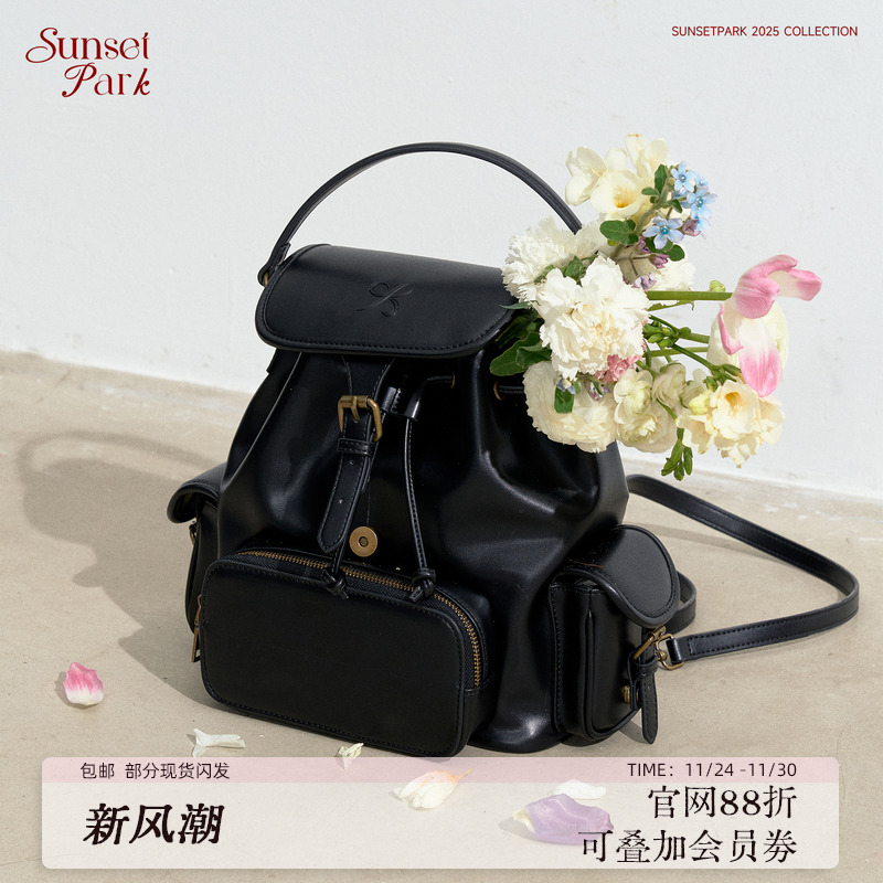 SP girls 经典复古学院风 古铜色五金黑色皮质双肩包