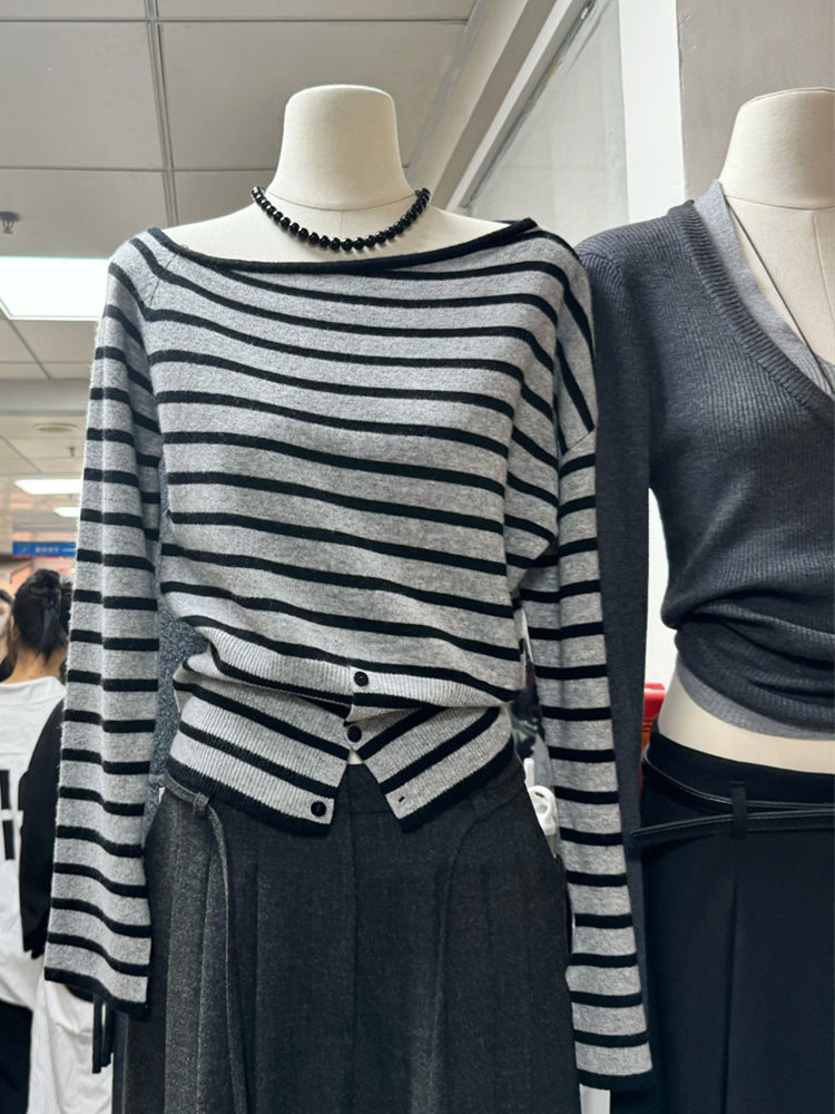 法式条纹不规则开叉针织T恤女秋季软糯毛衣下摆纽扣收腰小众上衣