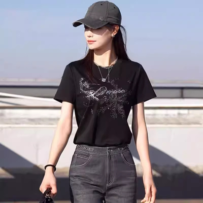 阿玛家官网女装2026夏季新款正品休闲时尚烫钻圆领短袖T恤530082