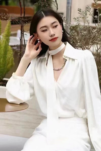 阿玛家女装2026新款气质宽松V领飘带长袖衬衫显瘦衬衣女5300968