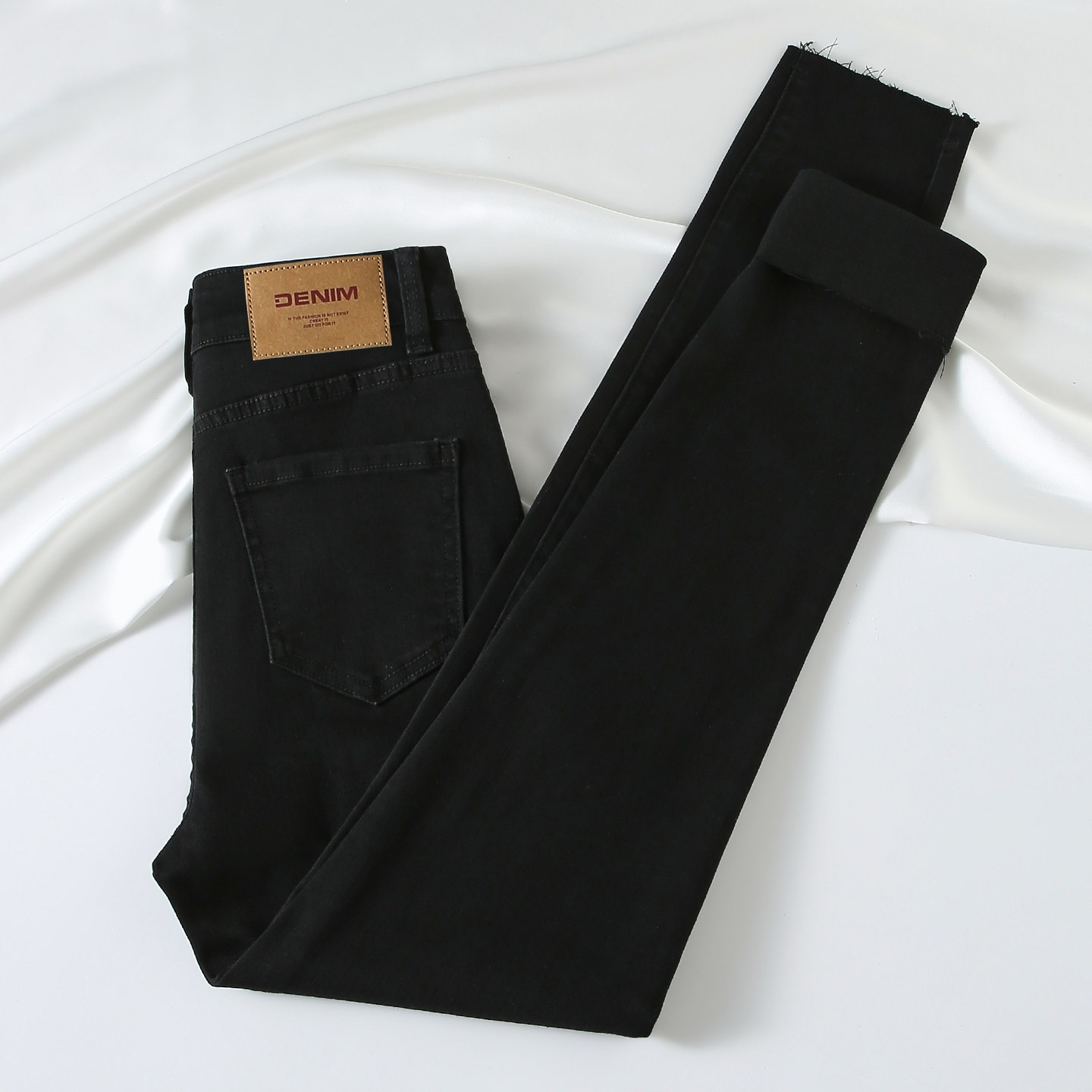 2025年冬季加绒黑色小脚牛仔裤女修身显瘦小个子高腰紧身铅笔裤子,女装/女士精品,牛仔裤,淘宝优惠券,粉丝福利购,淘宝优惠卷